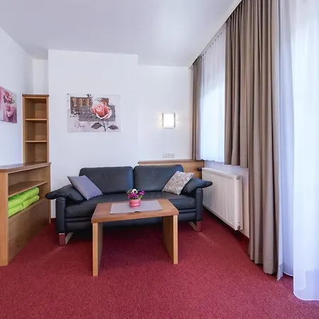 Rosengartl سخلادميخ